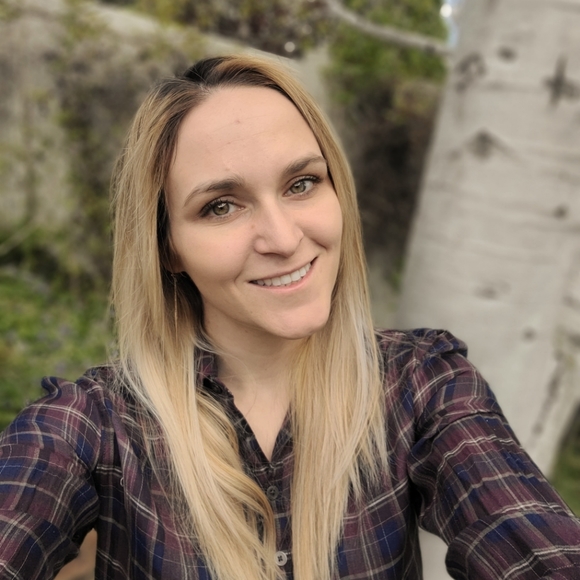 Meet the Posher - Picture 1 of 7